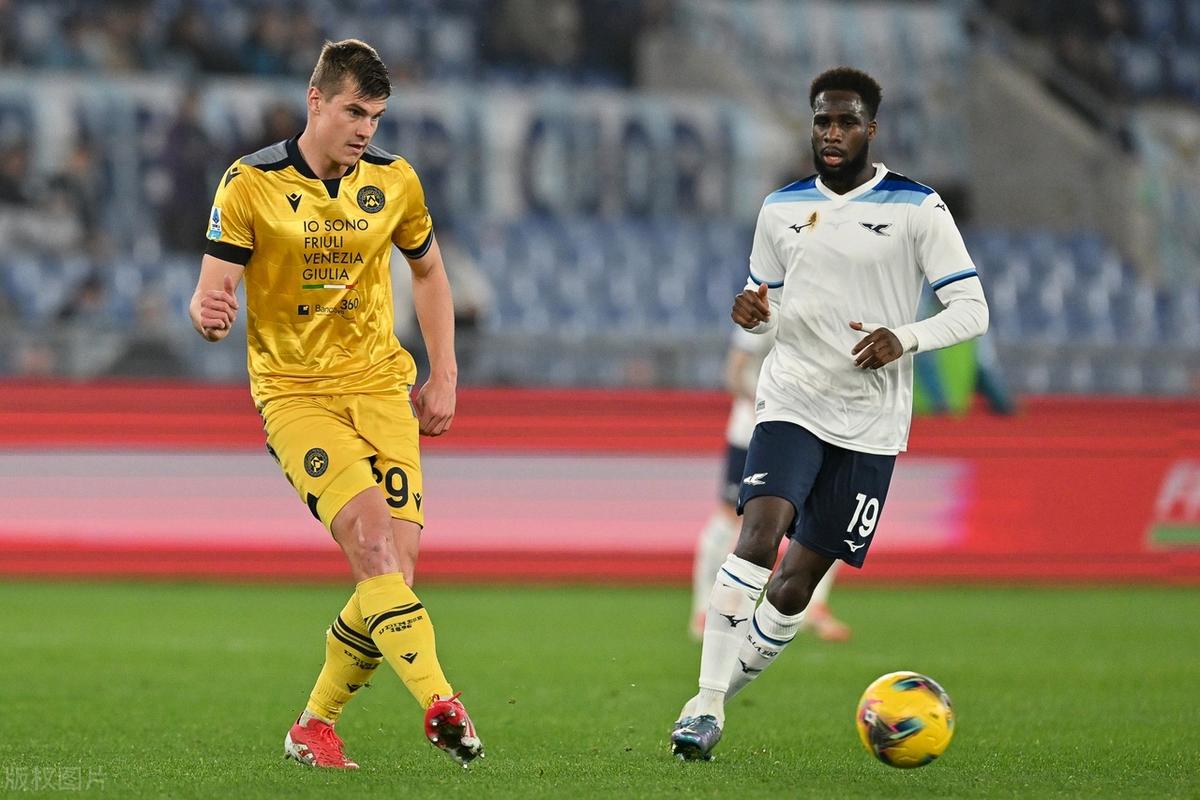 亚博体育-关于转折点！拉齐奥更衣室发声，欧联今晚攻防权衡，气氛紧张，心理建设被强调的信息-亚博体育